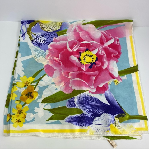 NWT Collection Eighteen 100% Silk Floral Scarf  Blue/Green/Pink/Yellow 3… - Picture 4 of 8